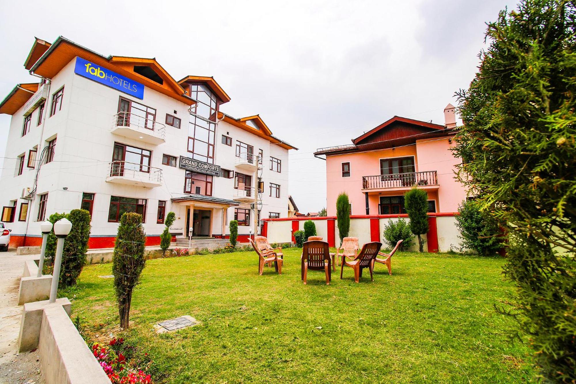 Fabhotel Grand Comforts Haidarpur Dış mekan fotoğraf