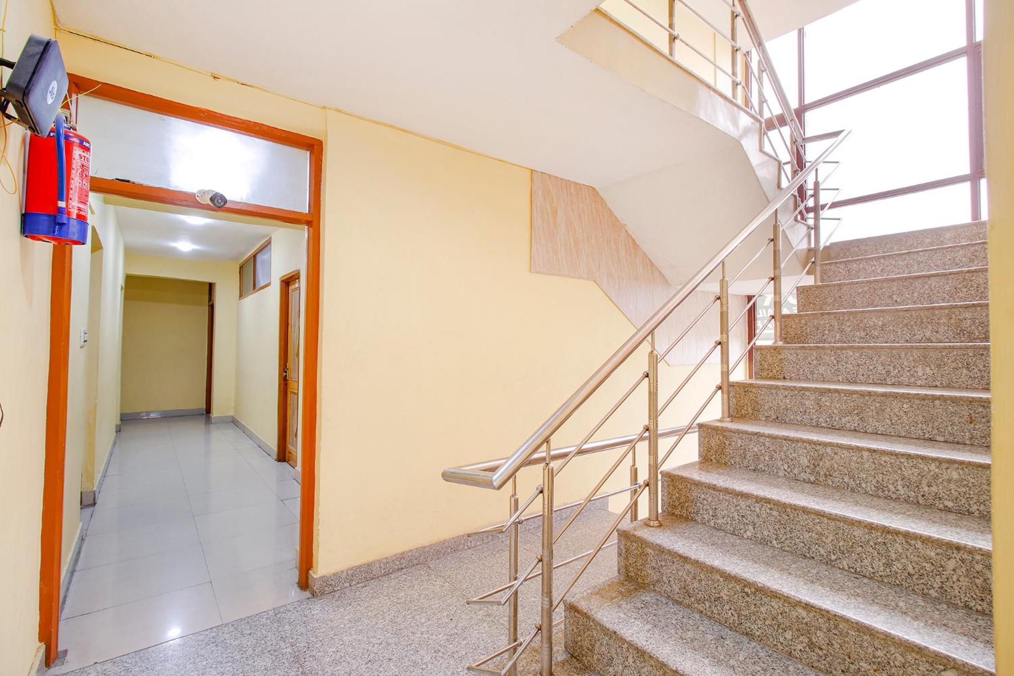 Fabhotel Grand Comforts Haidarpur Dış mekan fotoğraf