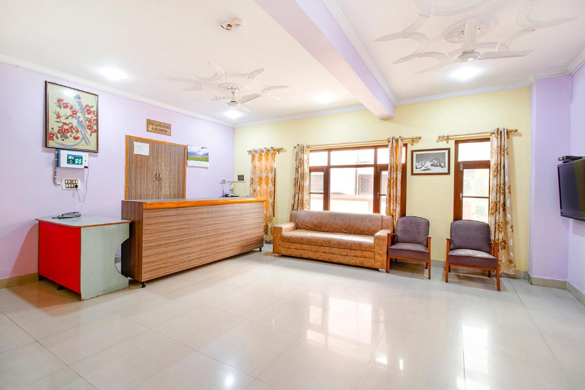 Fabhotel Grand Comforts Haidarpur Dış mekan fotoğraf