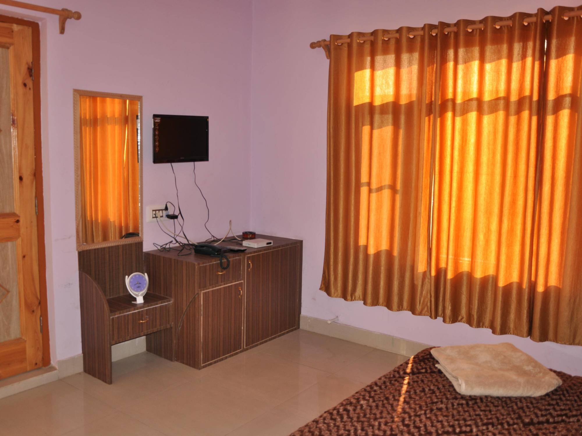 Fabhotel Grand Comforts Haidarpur Dış mekan fotoğraf
